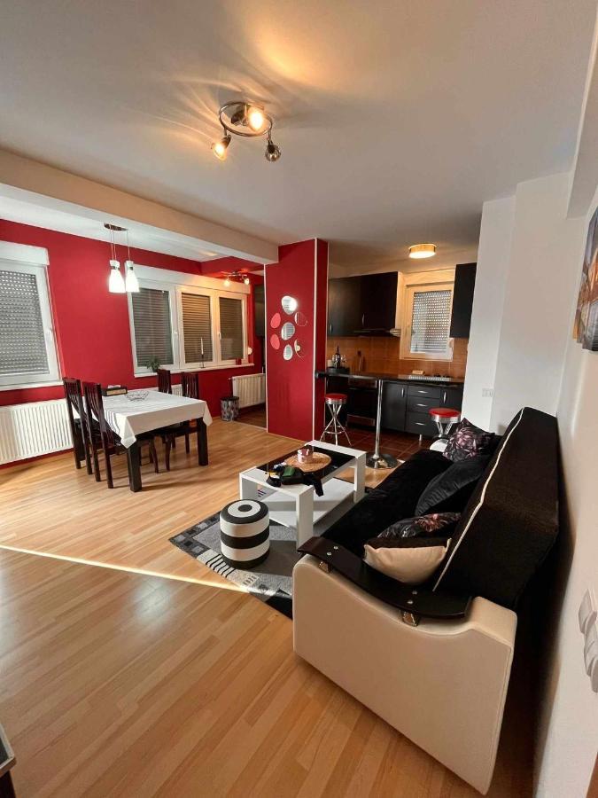Miss Apartman Jagodina Exterior foto